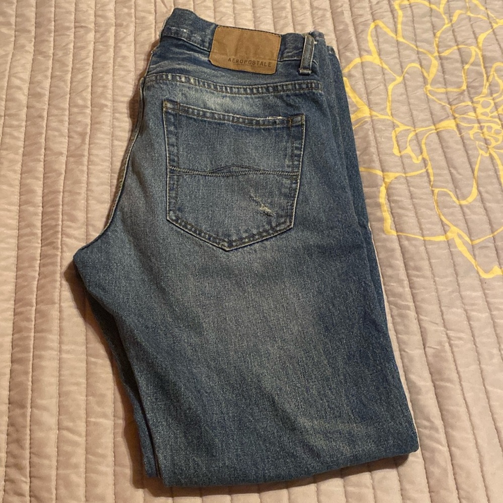 Aeropostale destroyed denim 29/30 straight cut